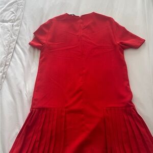 Elegant Red Pleated Dress